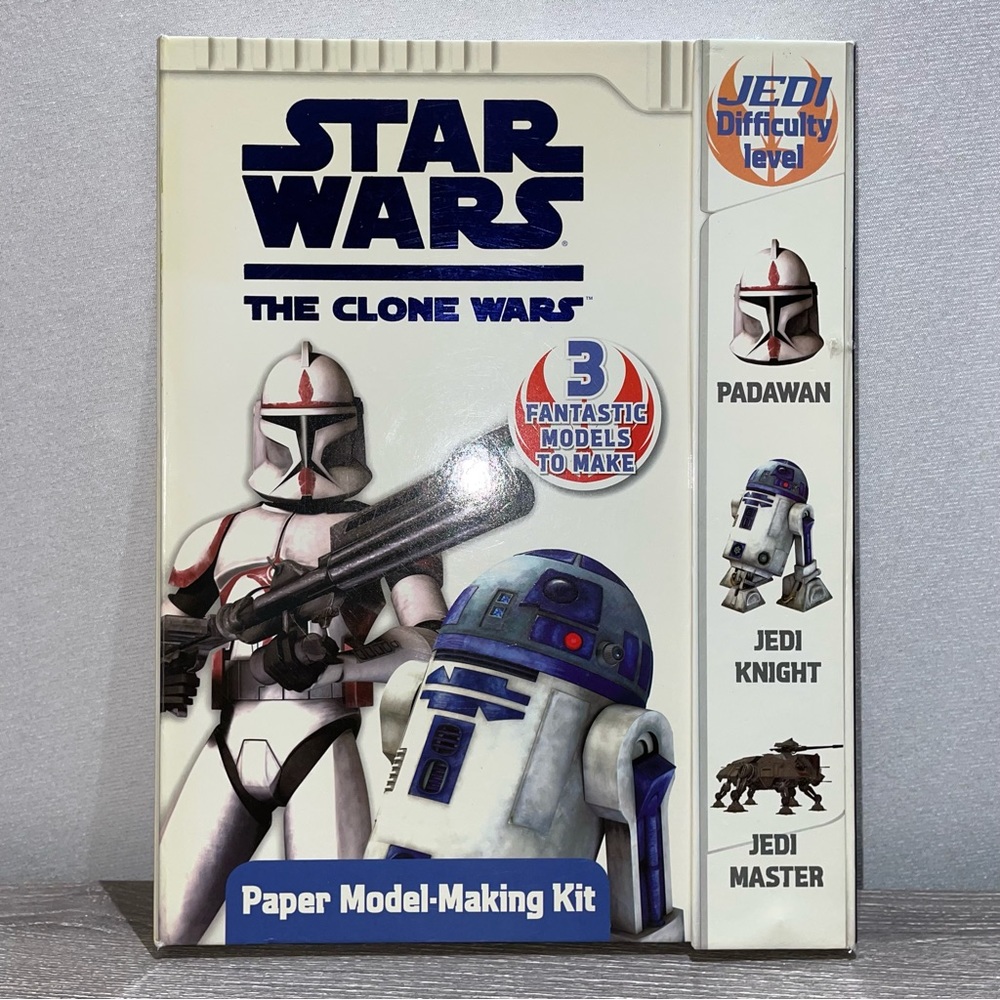 STAR WARS THE CLONE WARS Paper Model Making Kit R2-D2, Clones Trooper, AT-TE